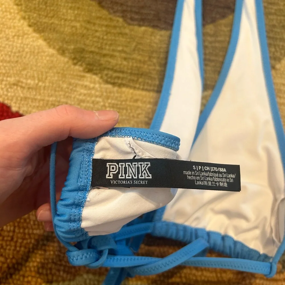 NWOT Victoria’s Secret PINK Aqua Blue Lightly Lined Plunge Bikini Top Small